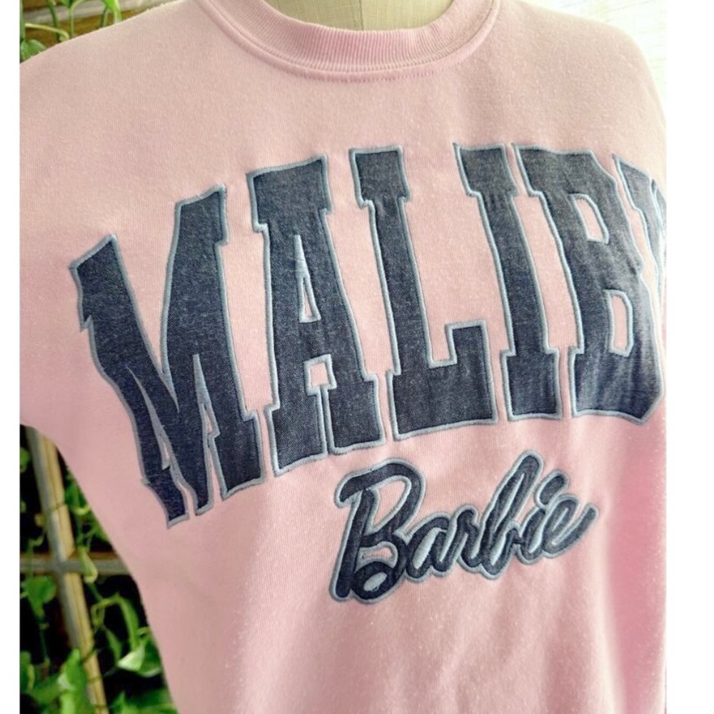 Pink Malibu Barbie Sweatshirt Blue Denim Logo Women’s Size S Oversized - Picture 2 of 9